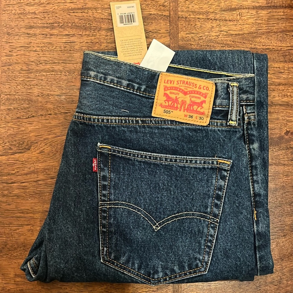 Levi's 505 Regular Fit Light Wash Jeans 36 x 30 - NWT